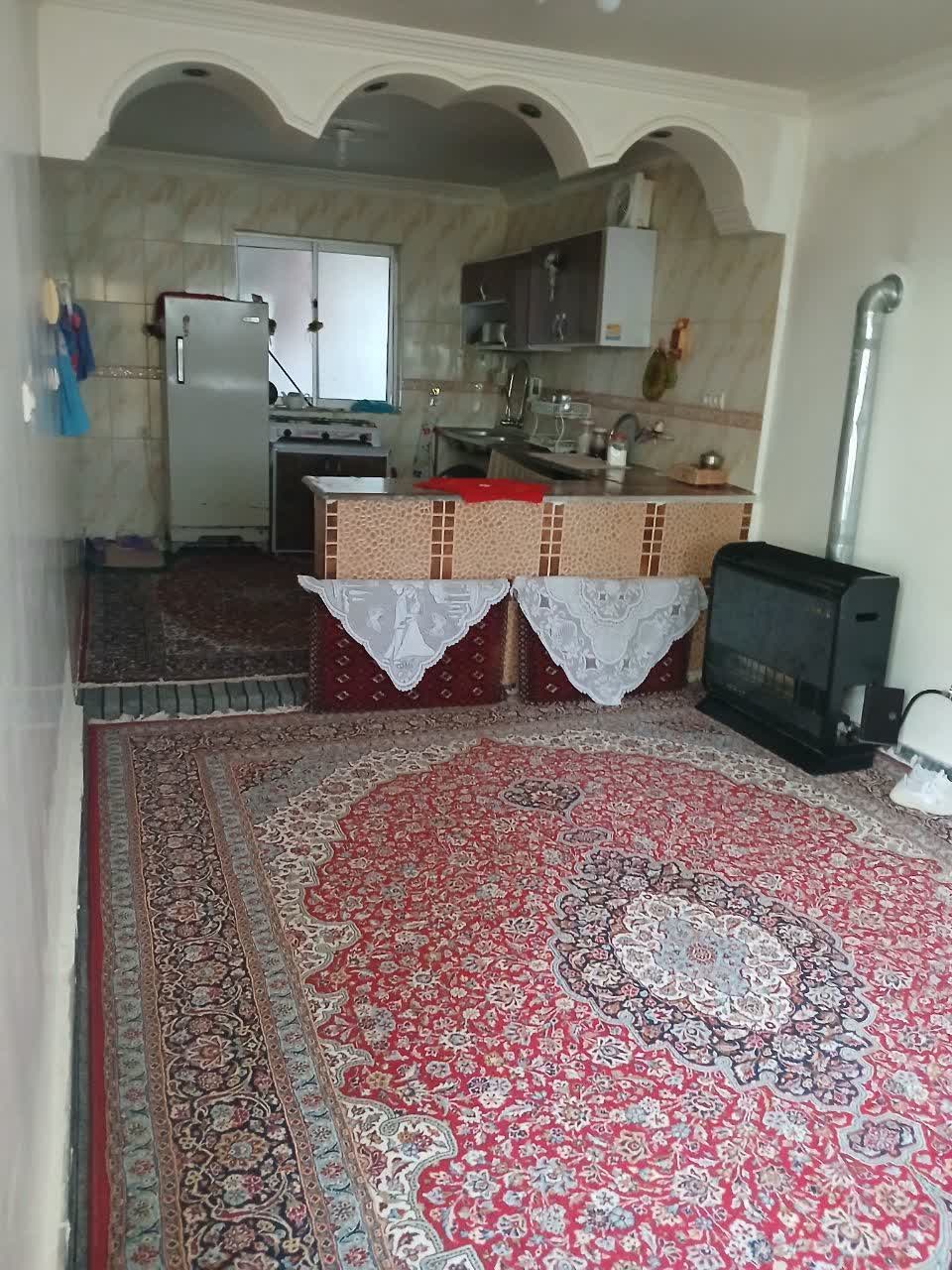 خانه ویلایی با باغچه - نکا روستای سوچلما | املاک تبرستان